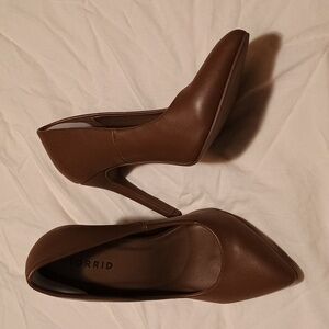 Torrid Wide Width 4" Heel Pump Caramel 8WW